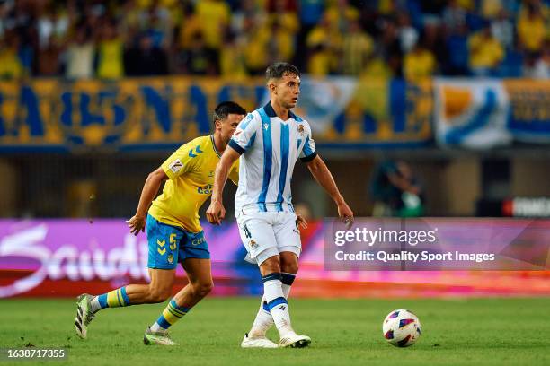 Martin Zubimendi of Real Sociedad during the LaLiga EA Sports match between UD Las Palmas and Real Sociedad at Estadio Gran Canaria on August 25,...