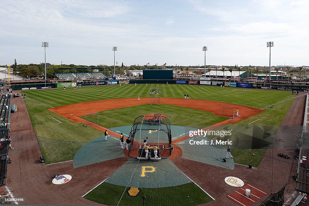 New York Yankees v Pittsburgh Pirates