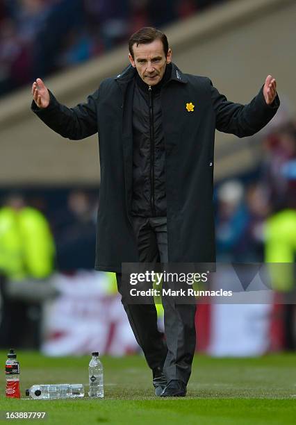 Danny Lennon of St Mirren urges his team on during the Scottish Communities League Cup Final between St Mirren and Hearts at Hampden Park on March...