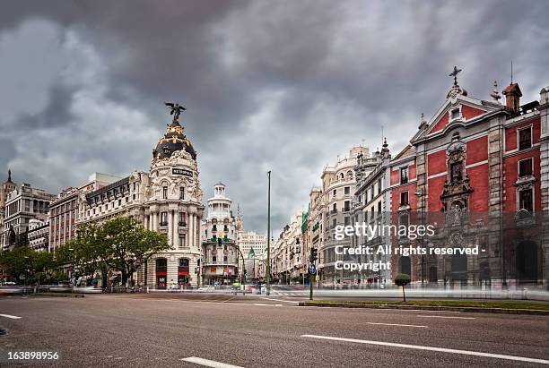 gran vía de madrid - madrid foto e immagini stock