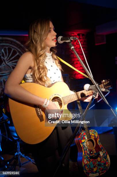 Izzy Marie Hill performs on stage at the Crumblin' Cookie supporting Charlie Drew on March 2, 2013 in Leicester, England.