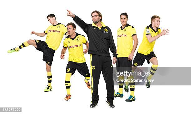 Robert Lewandowski, Mario Goetze, Juergen Klopp, Marco Reus and Sebastian Kehl of German Bundesliga club Borussia Dortmund pose during a photo...
