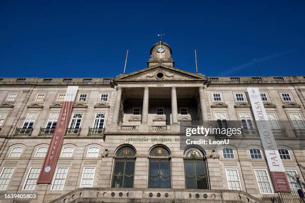 palacio de la bolsa, oporto, portugal - palazzo porto fotografías e imágenes de stock