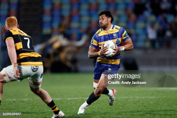 Melani Nanai of Bay of Plenty runs the ball during the round four Bunnings Warehouse NPC match between Taranaki and Bay of Plenty at Yarrow Stadium,...