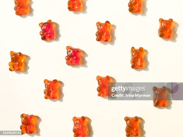 gummy bears jelly candy - gummi bears stockfoto's en -beelden