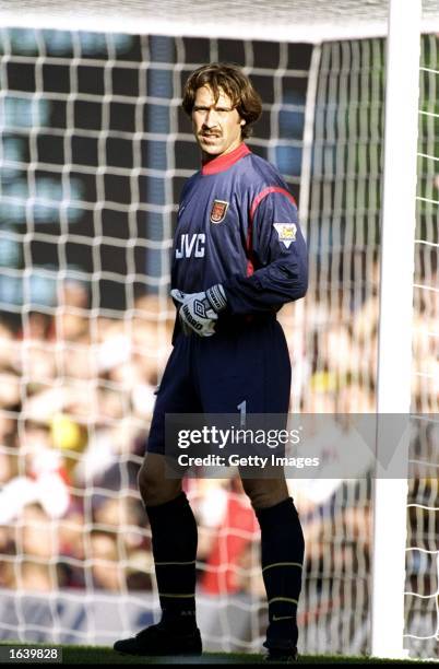 David Seaman of Arsenal in action during the UEFA Champions League match against Lens in Lens, France. \ Mandatory Credit: Allsport UK /Allsport