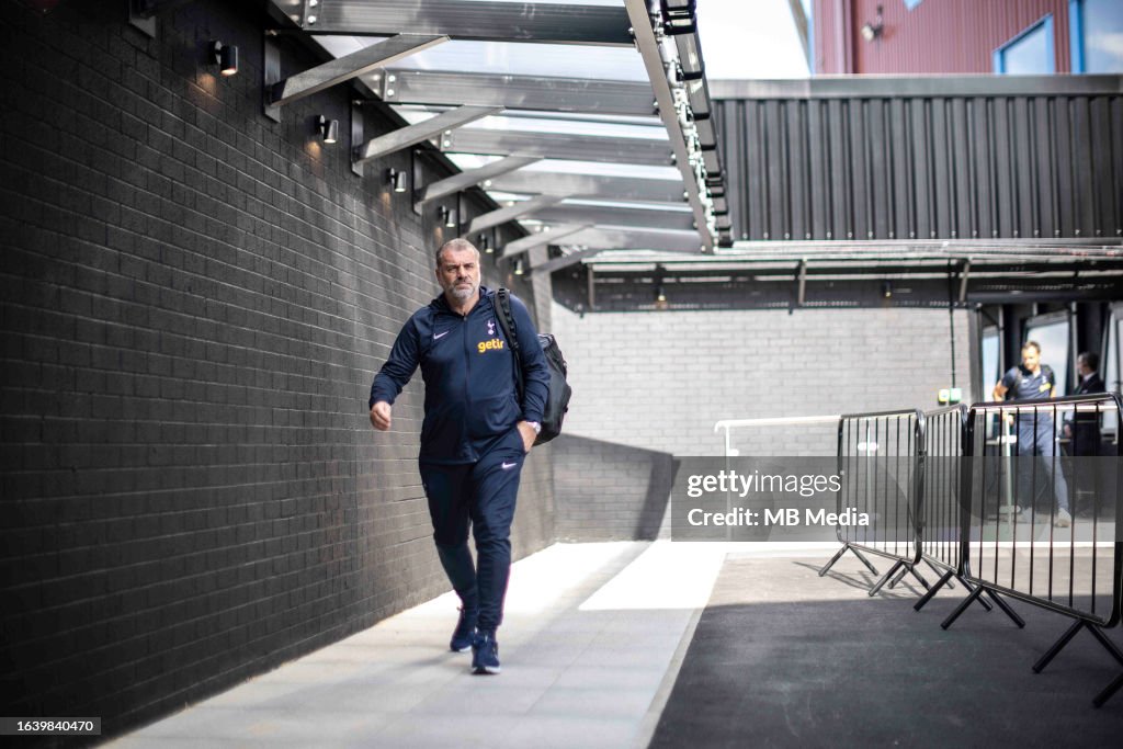 Burnley FC v Tottenham Hotspur - Premier League