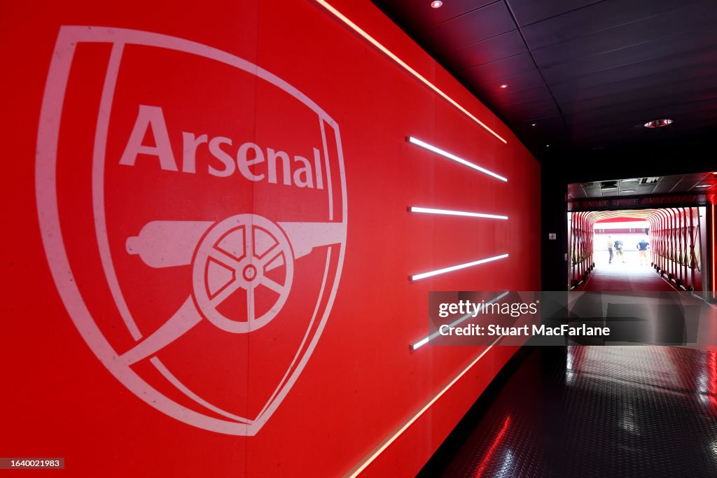 Arsenal FC v Fulham FC - Premier League