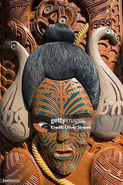 maori carving - maori warrior stock pictures, royalty-free photos & images