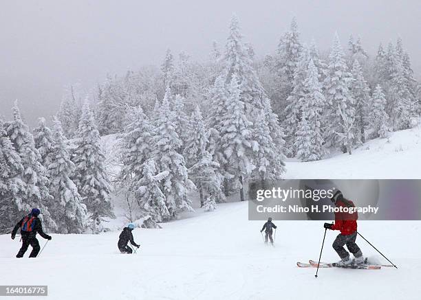 ski in mont-tremblant - quebec - mont tremblant ski village stock pictures, royalty-free photos & images