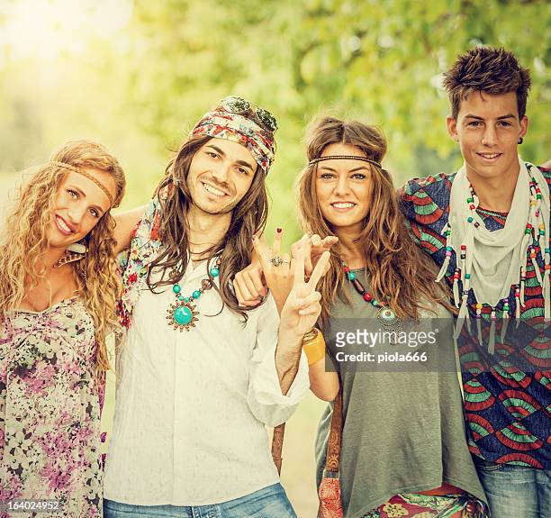Hippies In The 70s Photos and Premium High Res Pictures - Getty Images