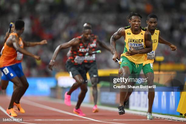 677 Andre Barnes Photos & High Res Pictures Getty Images
