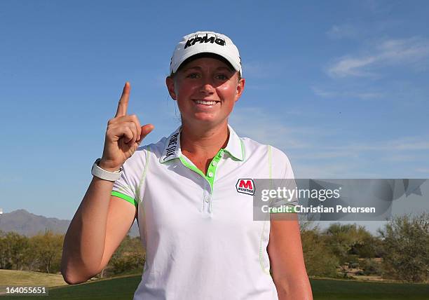 Stacy Lewis poses after winning the the RR Donnelley LPGA Founders Cup and becoming number 1 in the World Golf Ranking at Wildfire Golf Club on March...