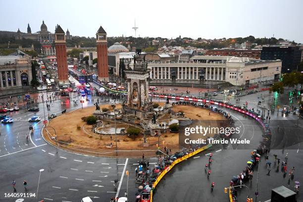 Laurens De Plus of Belgium, Geraint Thomas of The United Kingdom, Filippo Ganna of Italy, Thymen Arensman of The Netherlands, Egan Bernal of...