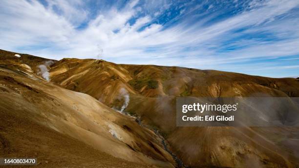 scenic view of geothermal area in kerlingarfjoll, highlands, iceland - kerlingarfjoll stock pictures, royalty-free photos & images