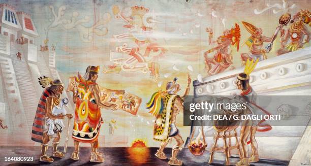 Daily Aztec Museo De La Ciudad De México Photos and Premium High Res Pictures ...