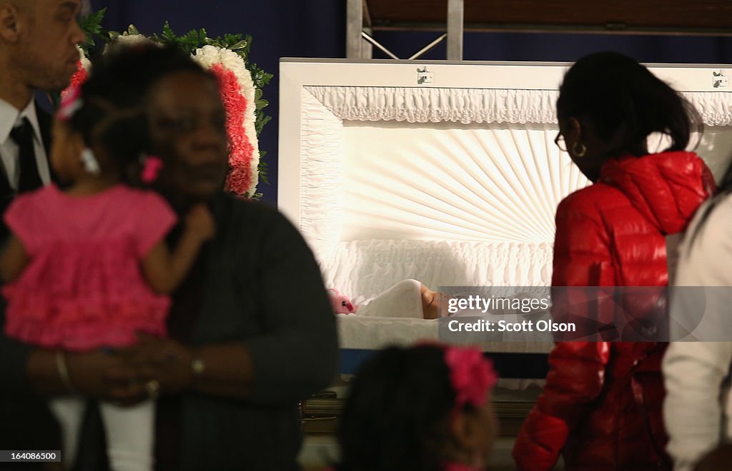 Chicago Community Mourns Death Of 6-Month-Old Baby Shot In Gang Altercation