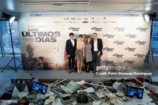 Leticia Dolera, Jose Coronado, Marta Etura and Quim Gutierrez attend 'Los Ultimos Dias' Madrid photocall on March 19, 2013 in Madrid, Spain.