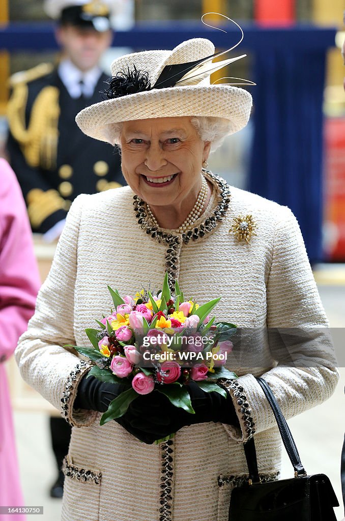 The Queen, Duke Of Edinburgh & Duchess Of Cambridge Visit Baker Street Underground Station