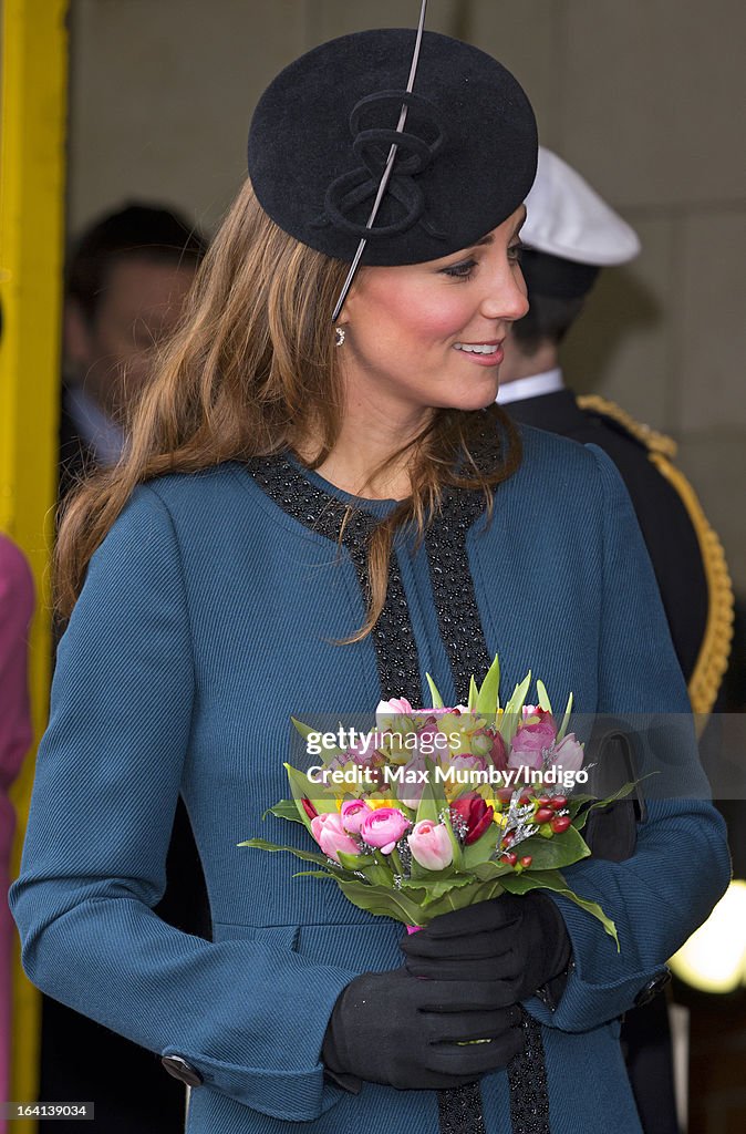 The Queen, Duke Of Edinburgh & Duchess Of Cambridge Visit Baker Street Underground Station