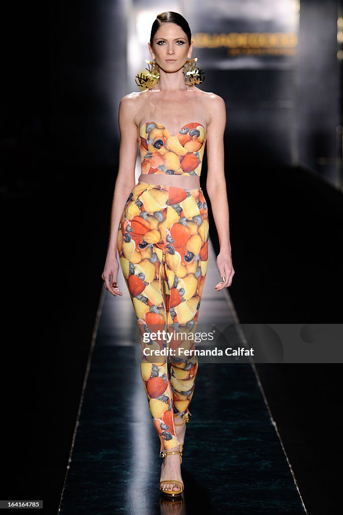 Agua de Coco - Sao Paulo Fashion Week Summer 2013/2014
