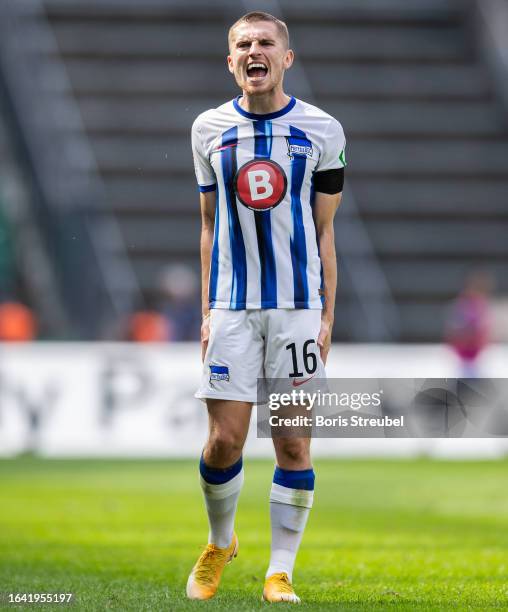 Jonjoe Kenny of Hertha BSC gestures during the Second Bundesliga match between Hertha BSC and SpVgg Greuther Fürth at Olympiastadion on August 26,...