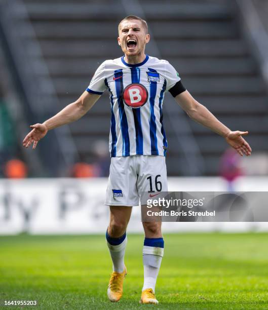 Jonjoe Kenny of Hertha BSC gestures during the Second Bundesliga match between Hertha BSC and SpVgg Greuther Fürth at Olympiastadion on August 26,...