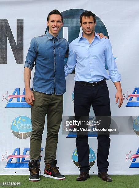 Professional basketball player Steve Nash of the Los Angeles Lakers and professional soccer player Carlo Cudicini of the Los Angeles Galaxy attend...