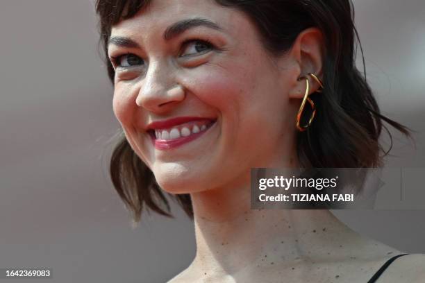 1 116 Olivia Ross Stock Photos High Res Pictures And Images Getty 1-116-olivia-ross-stock-photos-high-res-pictures-and-images-getty