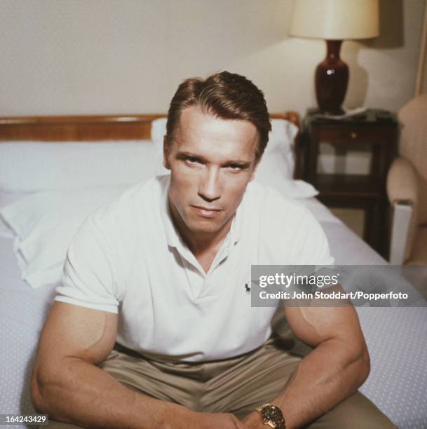 Arnold Schwarzenegger 1988 Photos and Premium High Res Pictures - Getty