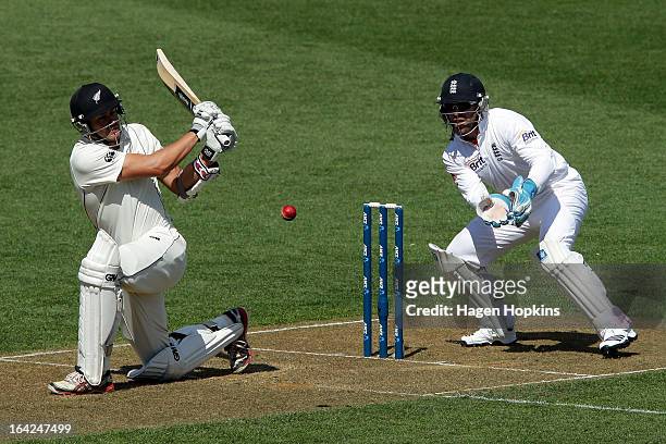 Peter Fulton of New Zealand bats while Matt Prior of England looks on during day one of the Third Test match between New Zealand and England at Eden...