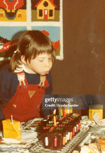 fourth birthday - archival 1980s stock pictures, royalty-free photos & images