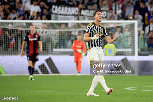 Dusan Vlahovic of Juventus celebrates after scoring the his team's first goal during the Serie A TIM match between Juventus and Bologna FC at on...