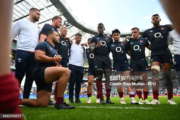 Maro Itoje of England talks to his team mates in a huddle following the Summer International match between England and Fiji at Twickenham Stadium on...