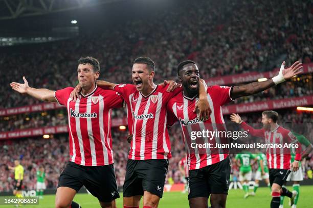 Gorka Guruzeta of Athletic Club celebrates with team mates after scoring their sides third goal during the LaLiga EA Sports match between Athletic...