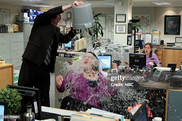 Promos" Episode 918 -- Pictured: Rainn Wilson as Dwight Schrute, Phyllis Smith as Phyllis Vance, Jenna Fischer as Pam Beesly Halpert --