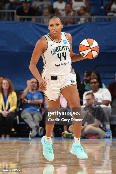 Betnijah Laney of the New York Liberty dribbles the ball during the game against the Chicago Sky on September 3, 2023 at the Wintrust Arena in...