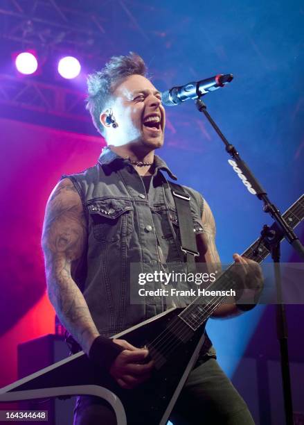 Bfmv Singer Bullet For My Valentine Matt Tuck Photos and Premium High Res Pictures ...