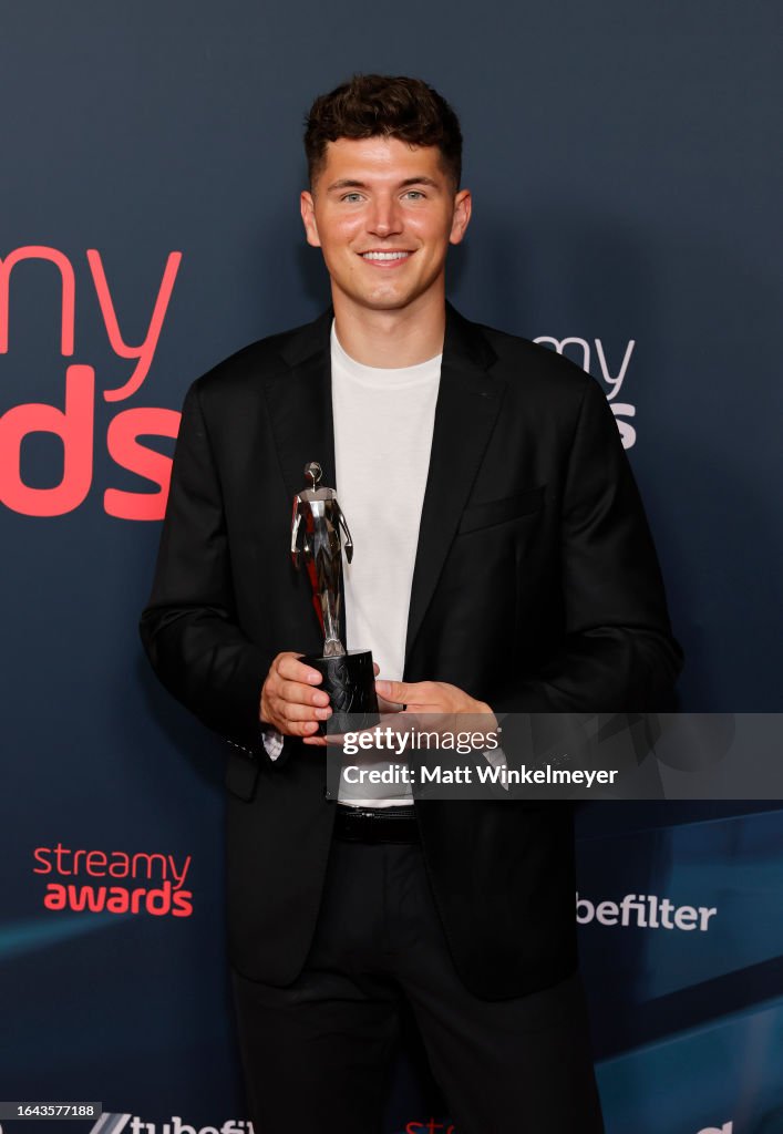 Streamy Nick DiGiovanni poses with the Streamy Award for Food during the 2023 ...