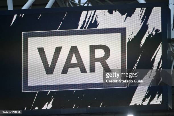 The VAR check on ledscreen during the Serie A TIM match between Juventus and Bologna FC at on August 27, 2023 in Turin, Italy.