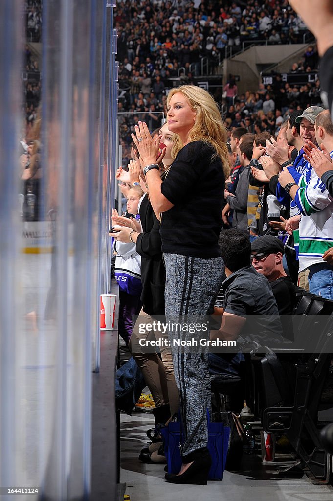 Vancouver Canucks v Los Angeles Kings