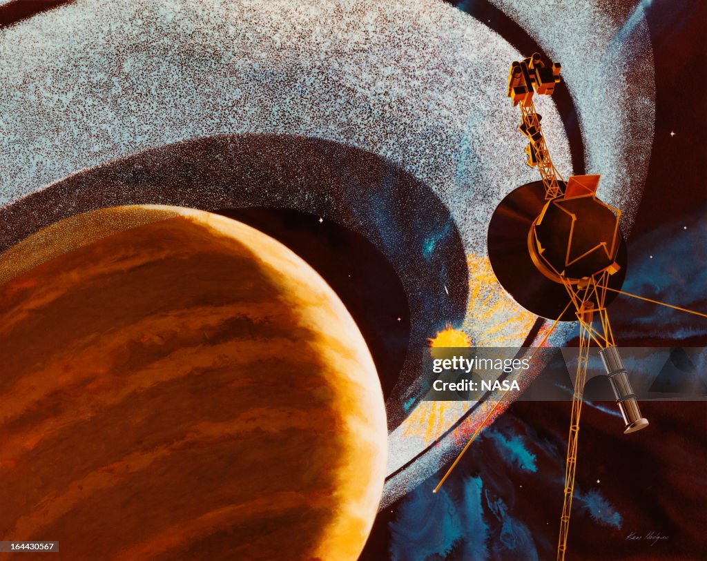 Voyager 1 Passing Saturn