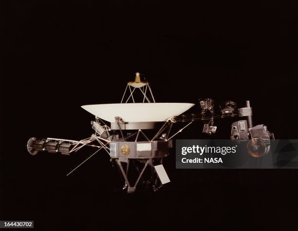 voyager free images Image of one of the Voyager space probes. Voyager 1 and its identical sister craft Voyager 2 were launched in 1977 to study the outer Solar System...