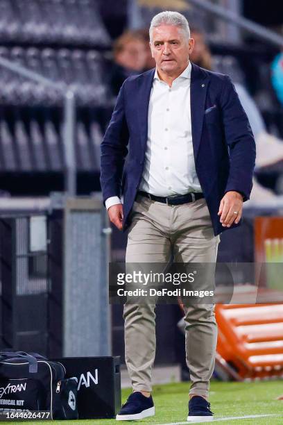 Head coach John Lammers of Heracles Almelo looks on during the Dutch Eredivisie match between Heracles Almelo and Excelsior Rotterdam at Erve Asito...