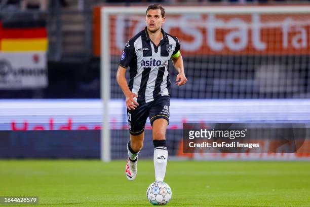 Justin Hoogma of Heracles Almelo controls the ball during the Dutch Eredivisie match between Heracles Almelo and Excelsior Rotterdam at Erve Asito on...