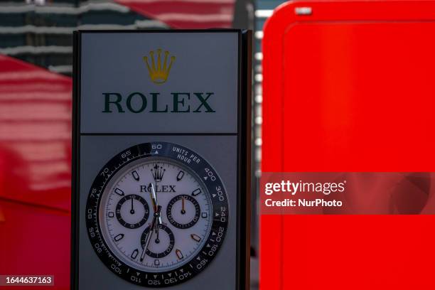 F1 Countdown Clock 122 F1 Race Clock Stock Photos, High-Res Pictures, and Images - Getty ...