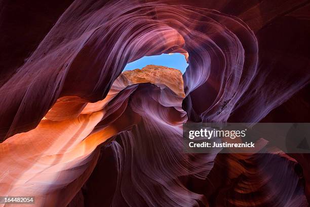 tomaia antelope canyon - page foto e immagini stock