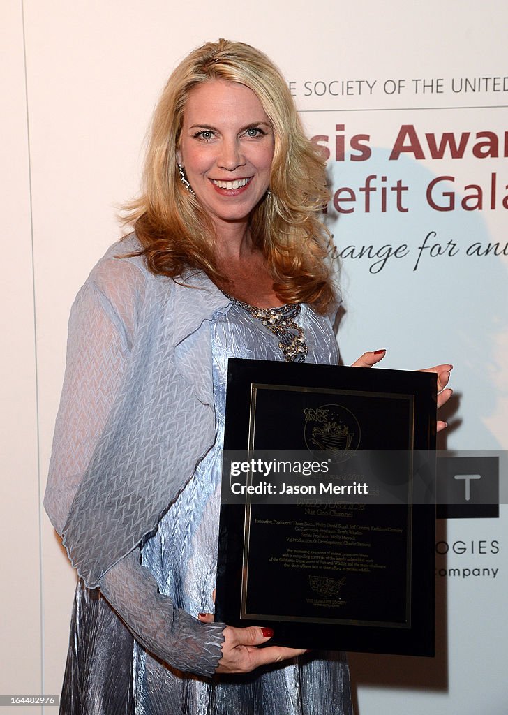 Sarah Waylen Sarah Whalen poses backstage with the Outstanding Reality Series ...