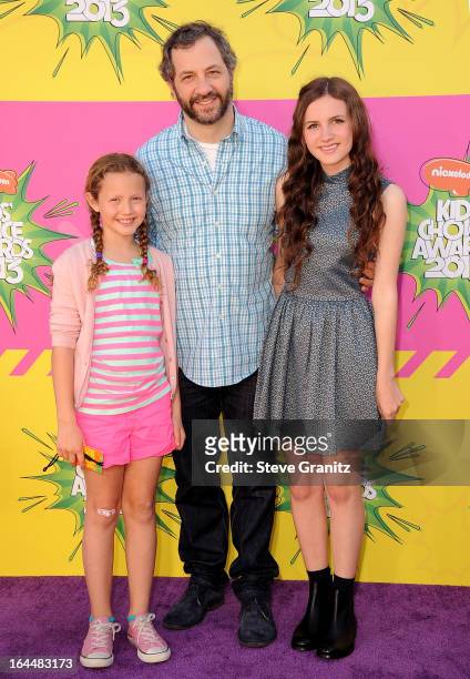 Producer Judd Apatow with daughters Iris Apatow and Maude Apatow arrive at Nickelodeon's 26th Annual Kids' Choice Awards at USC Galen Center on March...