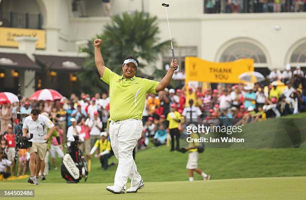 Kiradech Aphibarnrat of Thailand celebrates after winning the 3rd and final round of the Maybank Malaysian Open at Kuala Lumpur Golf & Country Club...